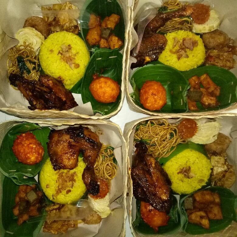 Nasi kuning 2 - Nasi Kotak tangerang